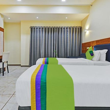 Hotel Mandovin, ウダイプル エクステリア 写真
